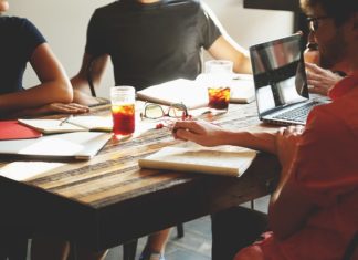 Staż do urlopu wypoczynkowego