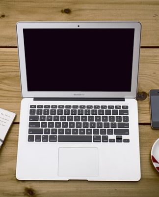 Czy możemy wyżyć z pracy w domu?