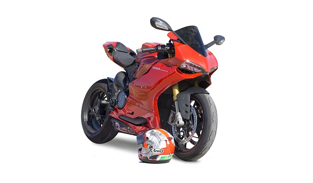 Jaki kask do Ducati Monster?