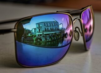 Ile można mieć przyciemniane szyby z przodu?